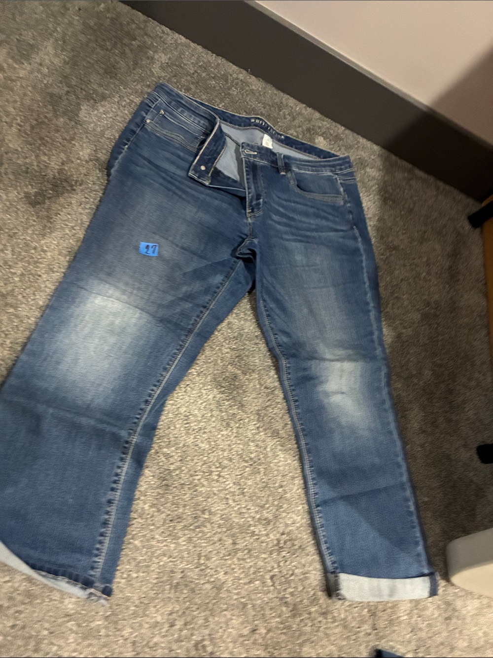 White House Black Market Women’s Blue Boyfriend Jeans #27